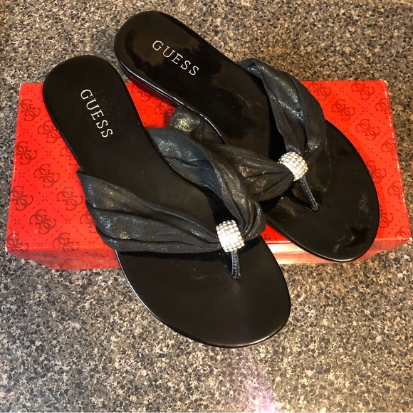 Guess Dressy Thong Sandals EUC - Picture 3 of 8